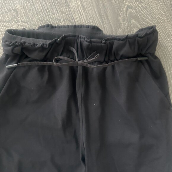 LuluLemon Studio Joggers - Picture 3 of 5